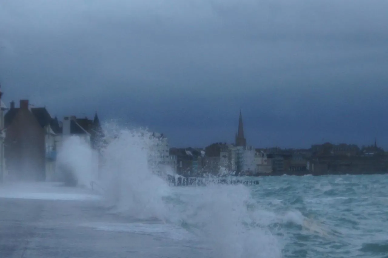 Holiday home Saint Malo, Le Pont, Maison Plage A 100M Villa France