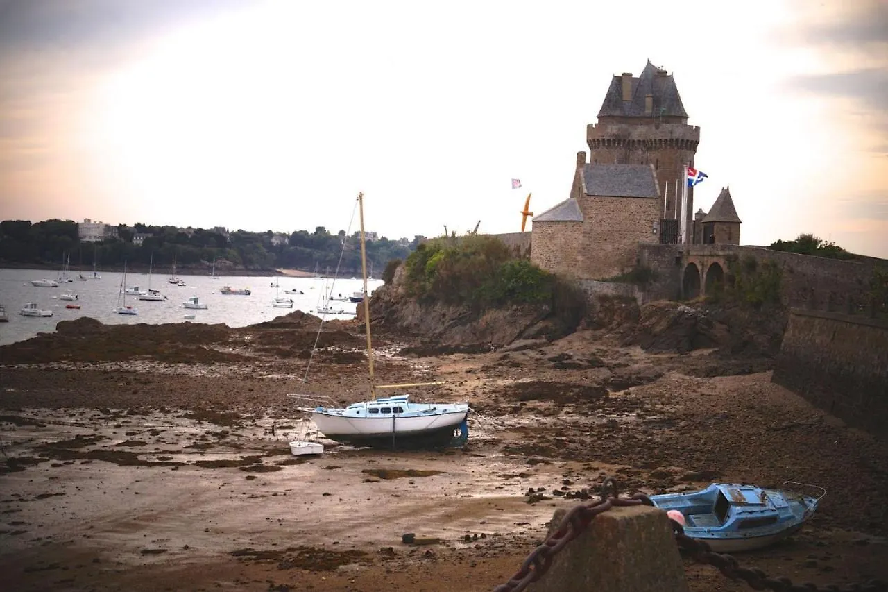 Saint Malo, Le Pont, Maison Plage A 100M Villa Saint-Malo